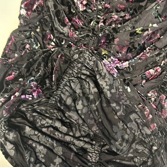 Urban Outfitters Velvet Floral Bodycon Dress size large - Picture 11 of 12
